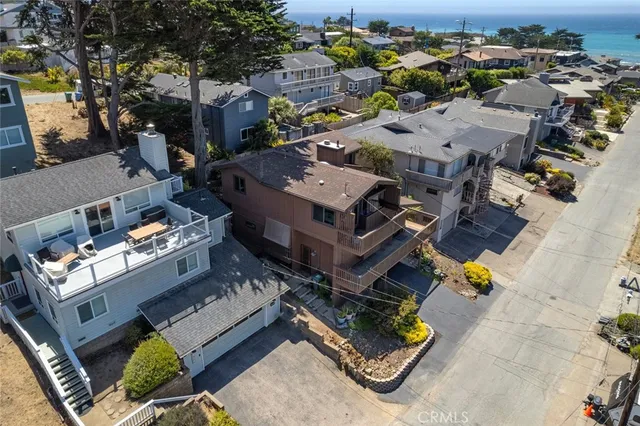 $1,250,000 | 444 Pembrook Drive, Cambria, CA 93428