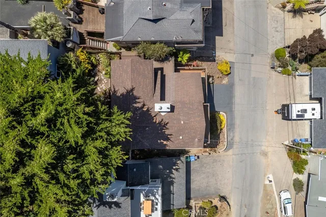 $1,250,000 | 444 Pembrook Drive, Cambria, CA 93428