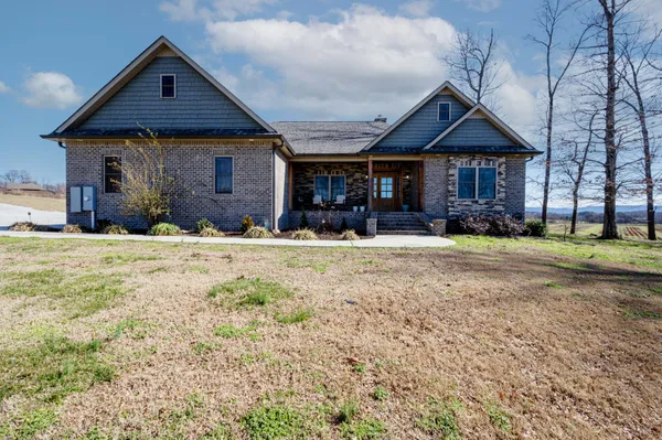 $675,000 | 224 Murray Road, Belvidere, TN 37306