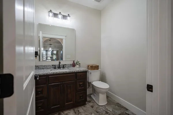 $675,000 | 224 Murray Road, Belvidere, TN 37306