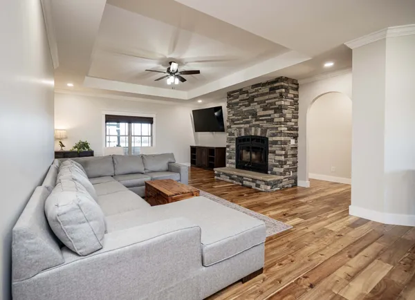 $675,000 | 224 Murray Road, Belvidere, TN 37306