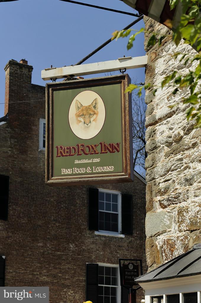 23387 Mersey Road Middleburg, VA 20117 - Photo 26 of 30 Plenty of area restaurants to visit