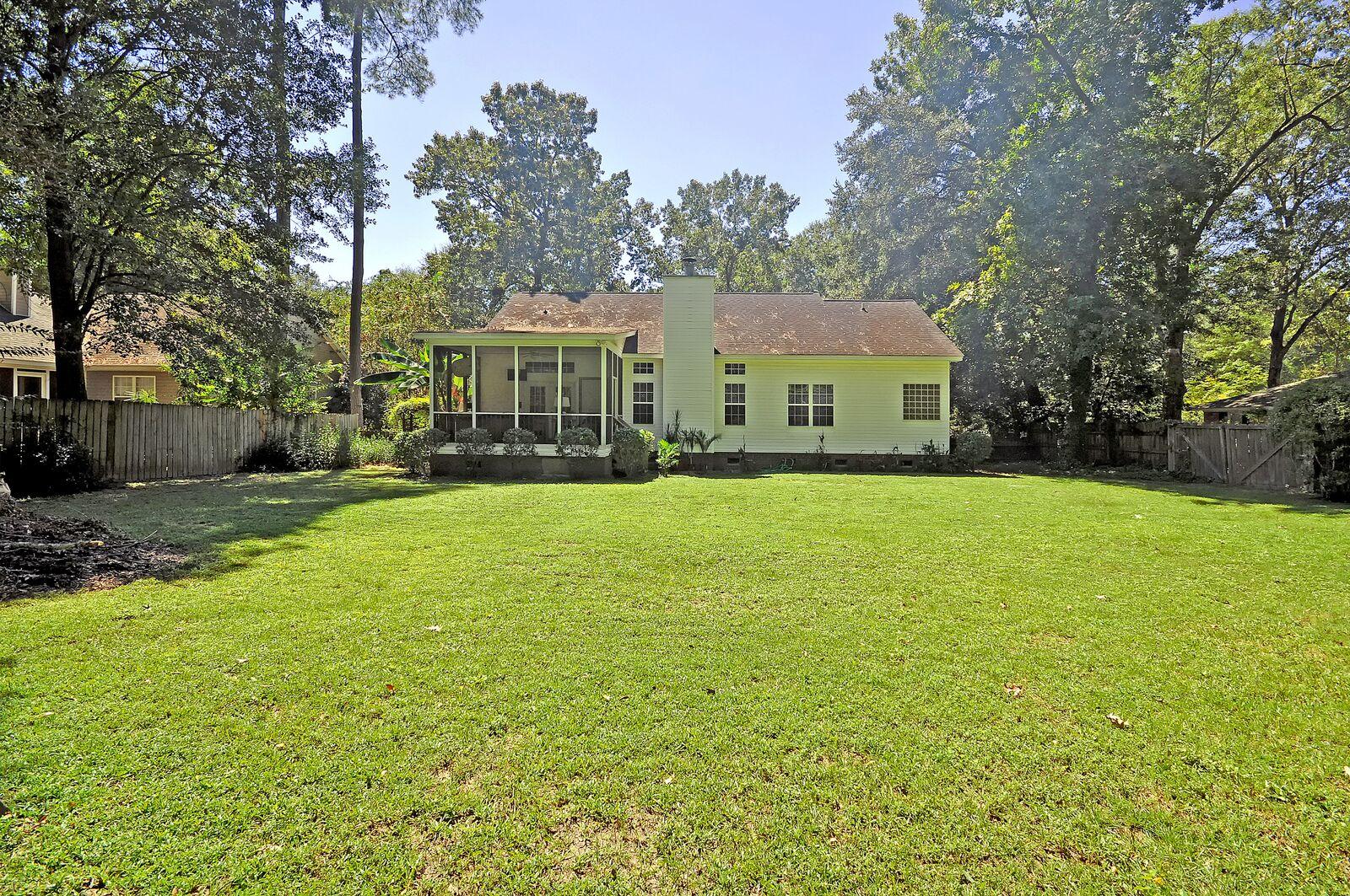 111 Live Oak Road, Unit A Summerville, SC 29485 - Photo 3 of 21 caron 15