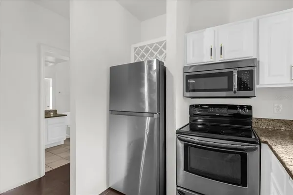 $1,990 | 163 Villa Di Este Terrace, Unit 209, Lake Mary, FL 32746