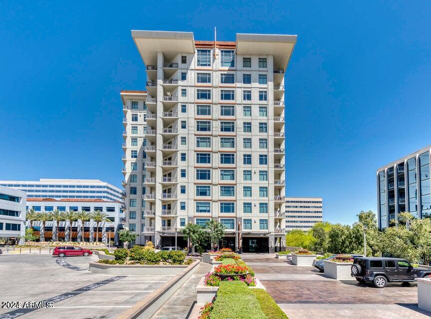 Welcome - Luxury Residences of 2211