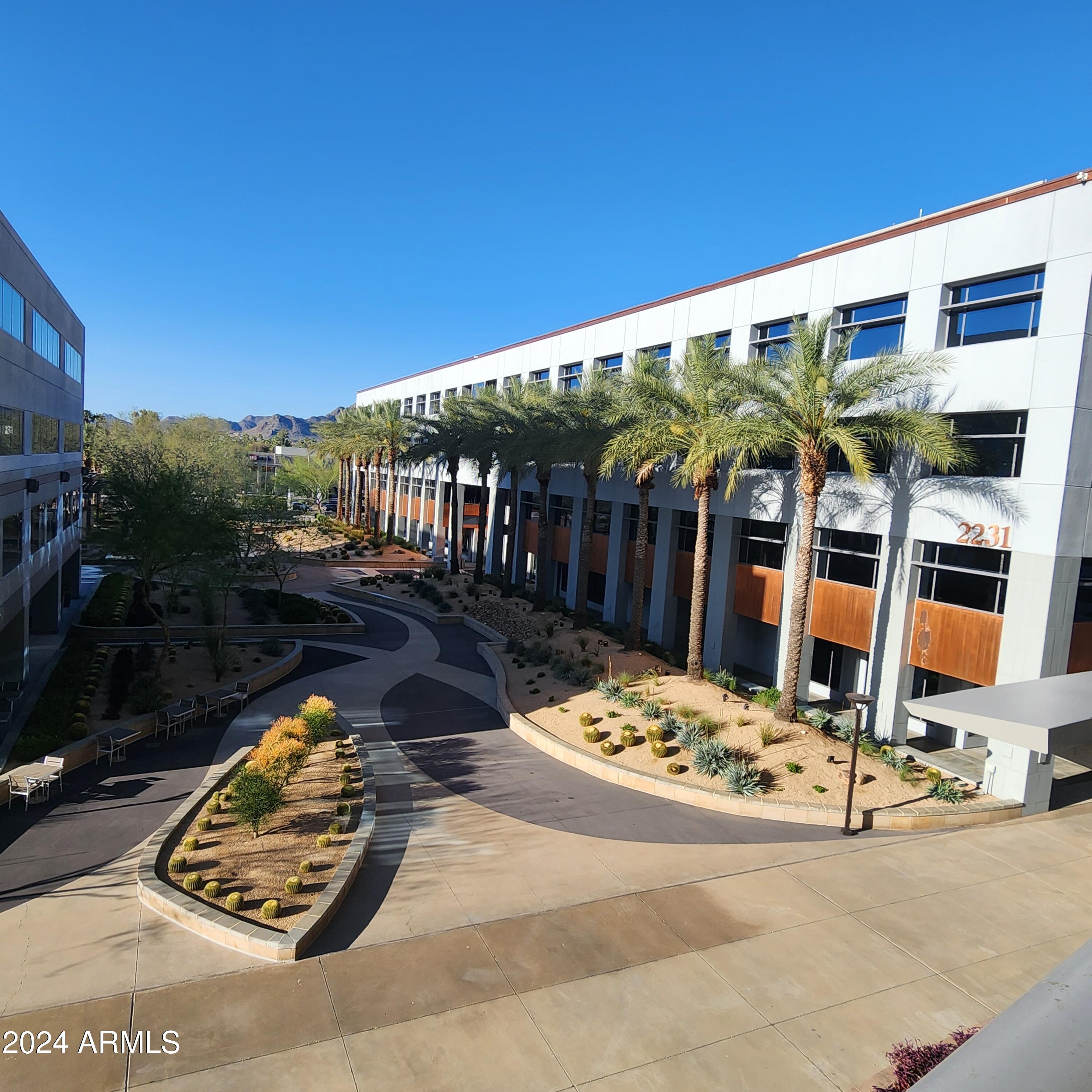 2211 East Camelback Road, Unit 301 Phoenix, AZ 85016 - Photo 12 of 51 20240406_171232