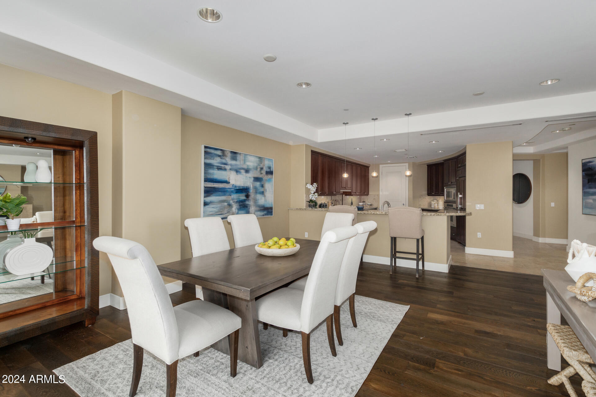 2211 East Camelback Road, Unit 301 Phoenix, AZ 85016 - Photo 13 of 51 08 - Camelback