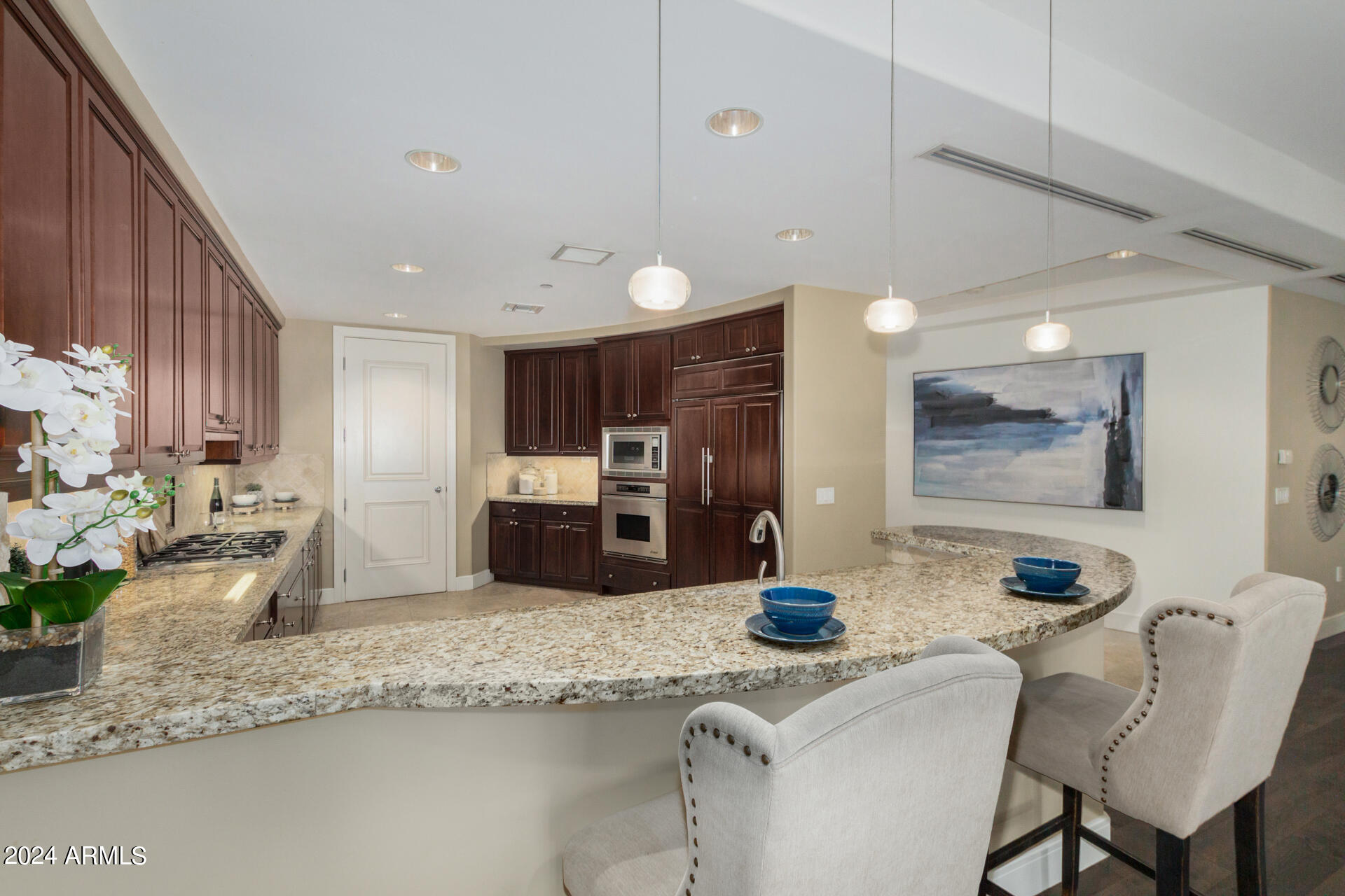 2211 East Camelback Road, Unit 301 Phoenix, AZ 85016 - Photo 15 of 51 Larger Kitchen
