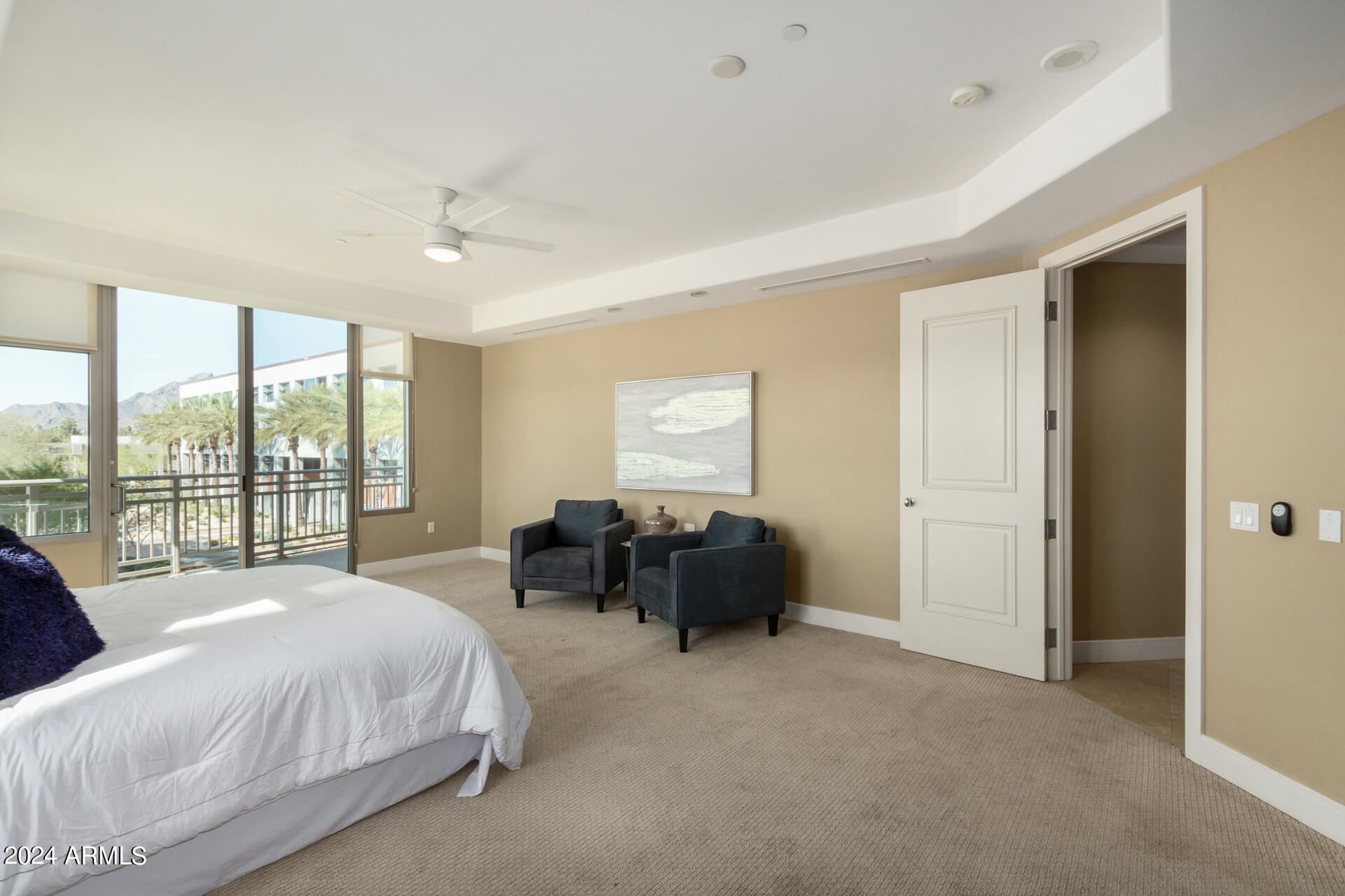 2211 East Camelback Road, Unit 301 Phoenix, AZ 85016 - Photo 21 of 51 Primary Bedroom