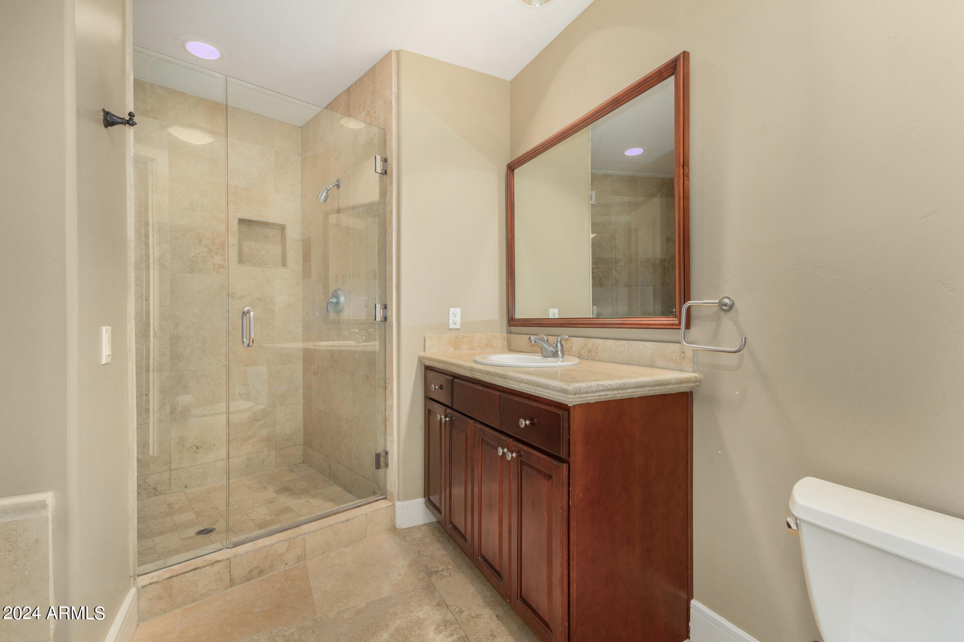 2211 East Camelback Road, Unit 301 Phoenix, AZ 85016 - Photo 28 of 51 2nd Bath