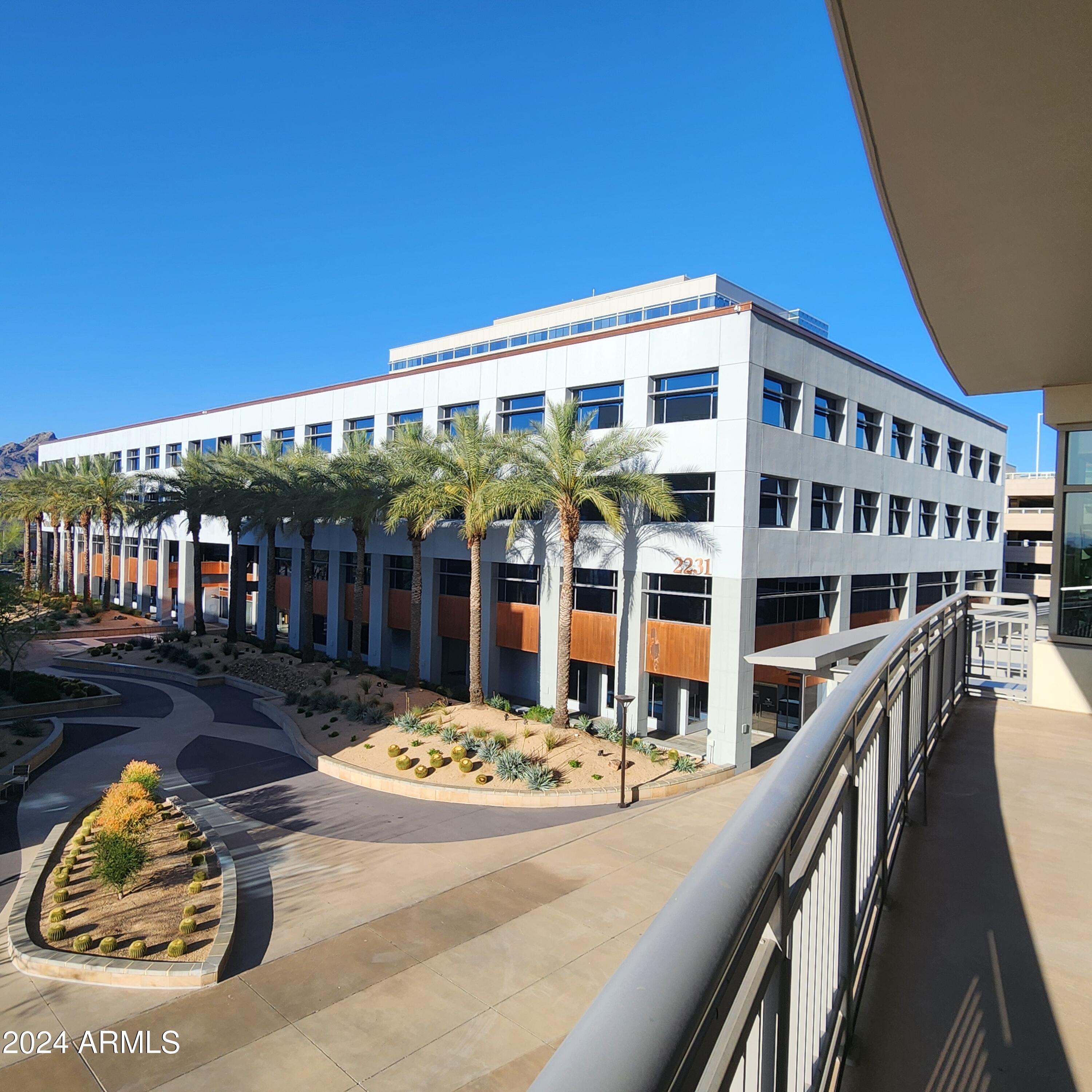 2211 East Camelback Road, Unit 301 Phoenix, AZ 85016 - Photo 36 of 51 20240406_171220