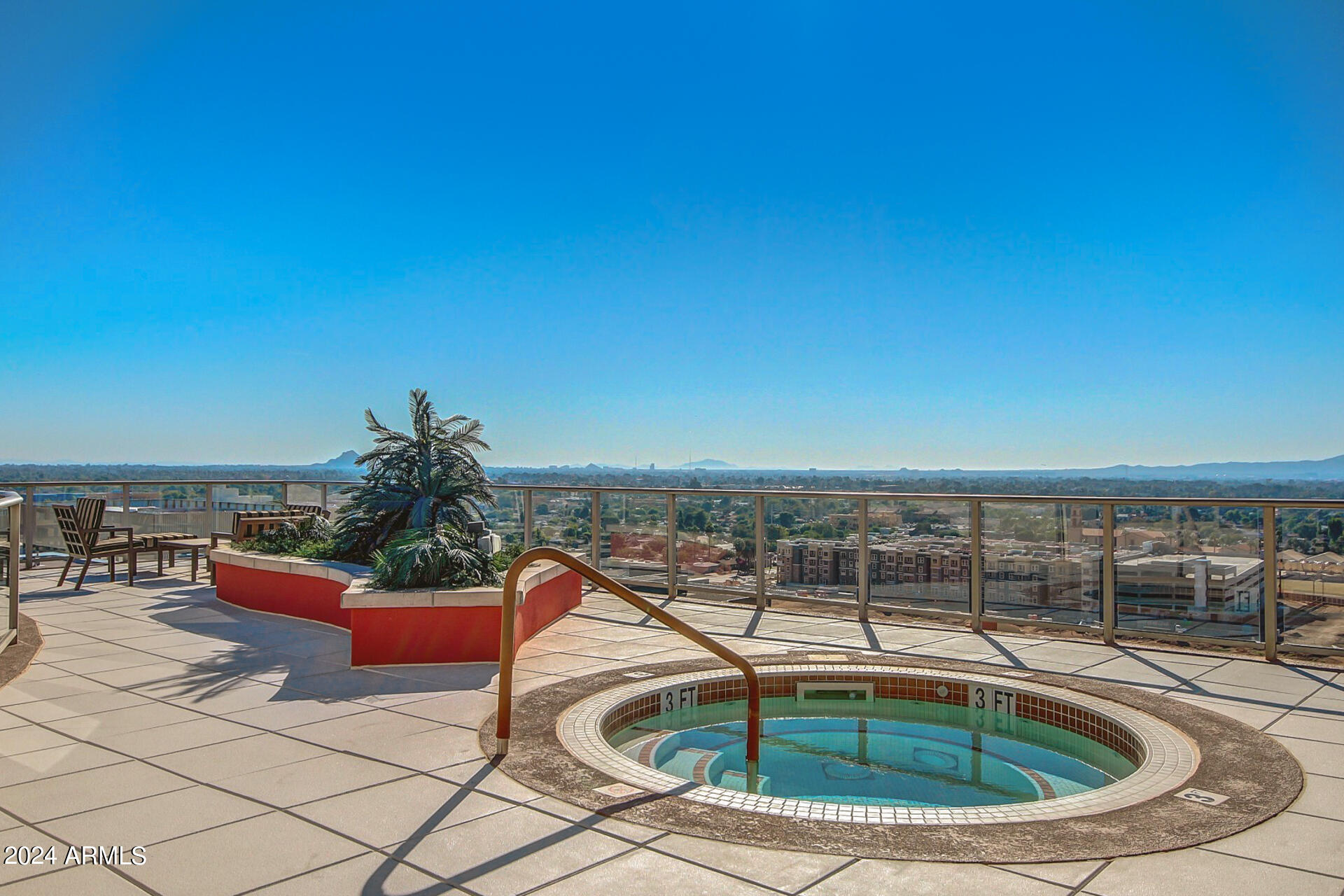 2211 East Camelback Road, Unit 301 Phoenix, AZ 85016 - Photo 46 of 51 Rooftop Spa