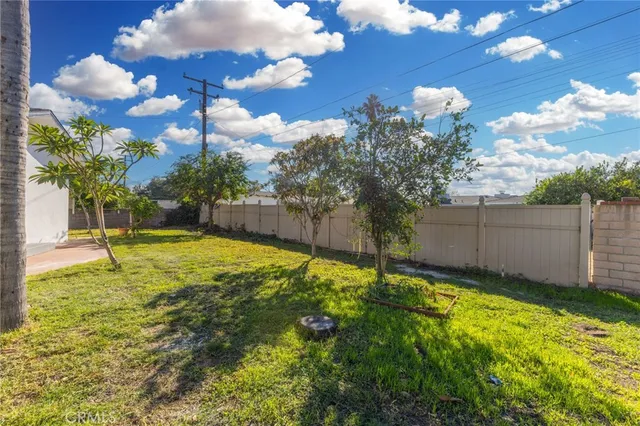 $600,000 | 325 Echo Court East, San Bernardino, CA 92404