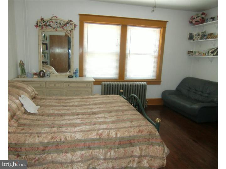 309 East County Line Road Ardmore, PA 19003 - Photo 9 of 23 Bedroom - Main