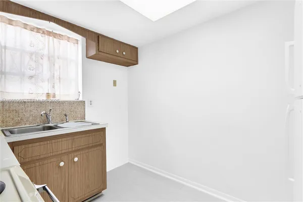 $549,000 | 3011 Northwest 69th Terrace, Miami, FL 33147