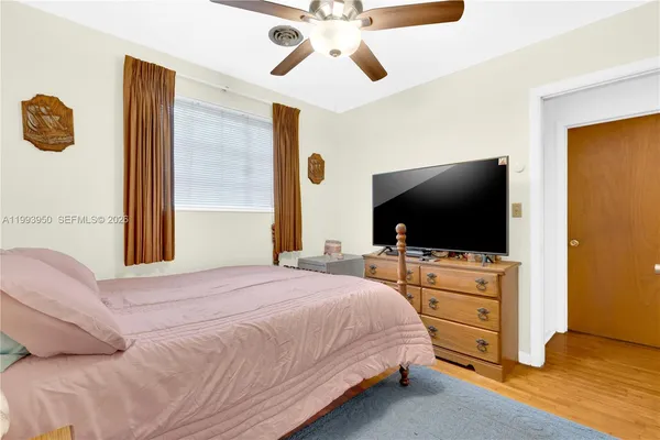 $549,000 | 3011 Northwest 69th Terrace, Miami, FL 33147