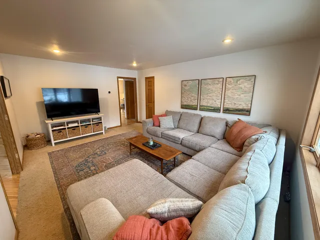 $669,000 | W2518 Blackberry Drive, Taycheedah, WI 53057