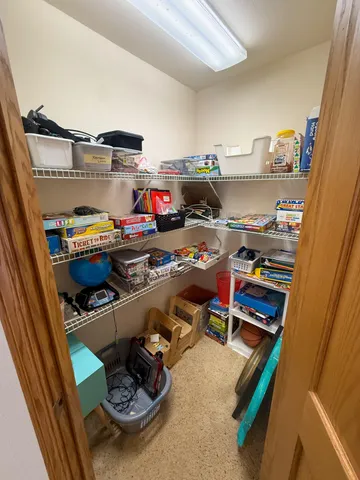 $669,000 | W2518 Blackberry Drive, Taycheedah, WI 53057