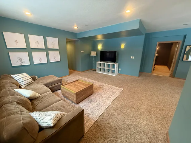 $669,000 | W2518 Blackberry Drive, Taycheedah, WI 53057