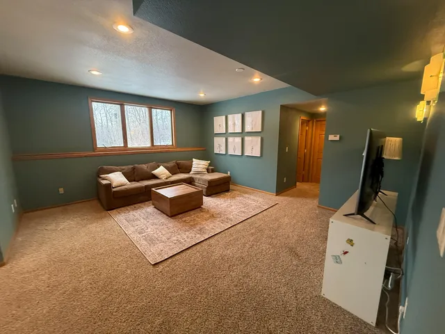 $669,000 | W2518 Blackberry Drive, Taycheedah, WI 53057