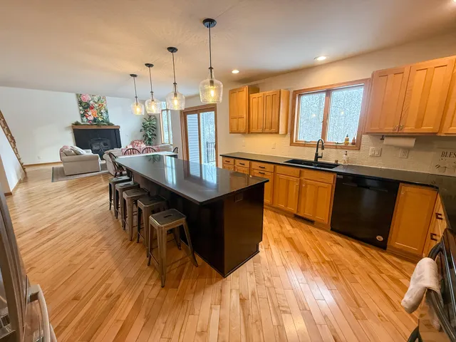 $669,000 | W2518 Blackberry Drive, Taycheedah, WI 53057