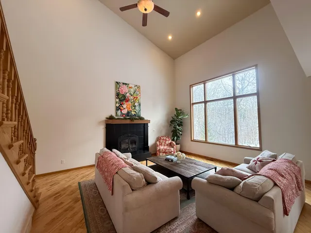 $669,000 | W2518 Blackberry Drive, Taycheedah, WI 53057