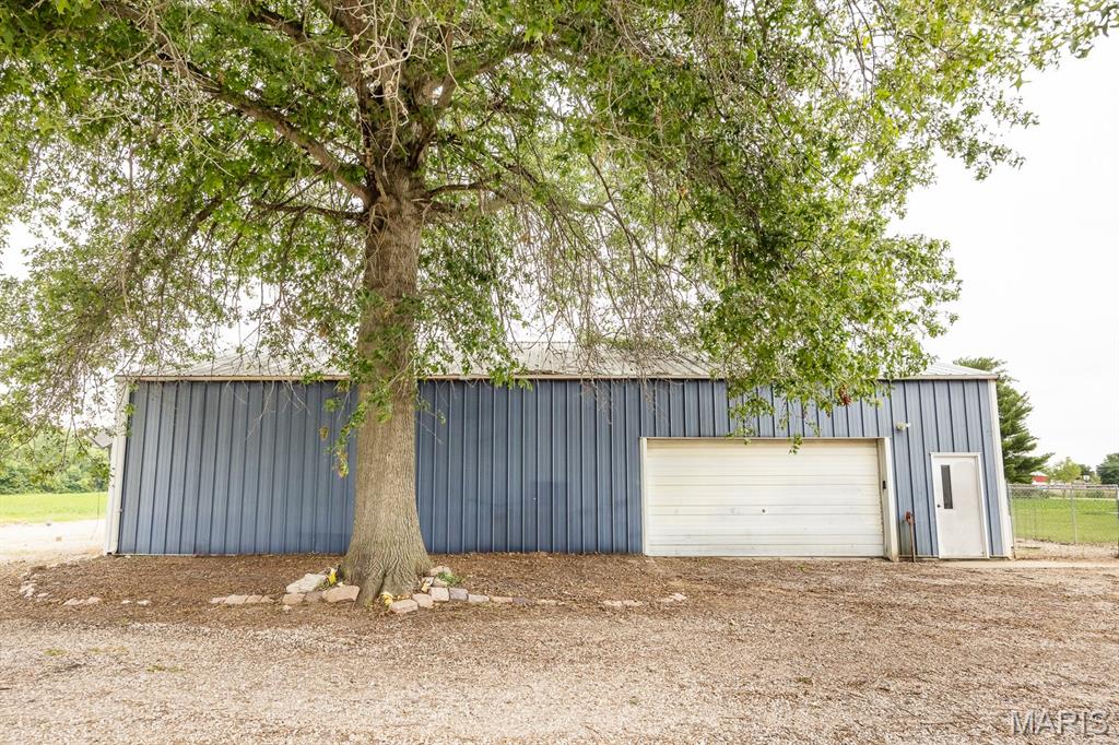 7045 Brickyard Road Mascoutah, IL 62258 - Photo 35 of 43