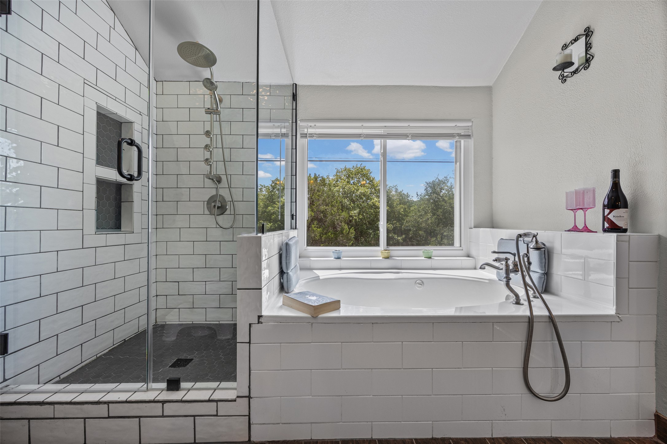 3011 Wadsworth Way Austin, TX 78748 - Photo 27 of 35 Luxurious bath with a large jetted soaking tub and a spacious walk-in shower with an incredible view; sunsets are amazing!