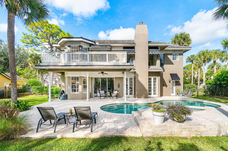 2620 Windham Court Delray Beach, FL 33445 - Photo 34 of 58 front view of a house with a yard