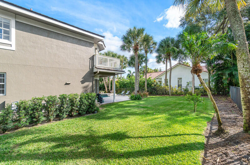2620 Windham Court Delray Beach, FL 33445 - Photo 41 of 58 a view of house with backyard
