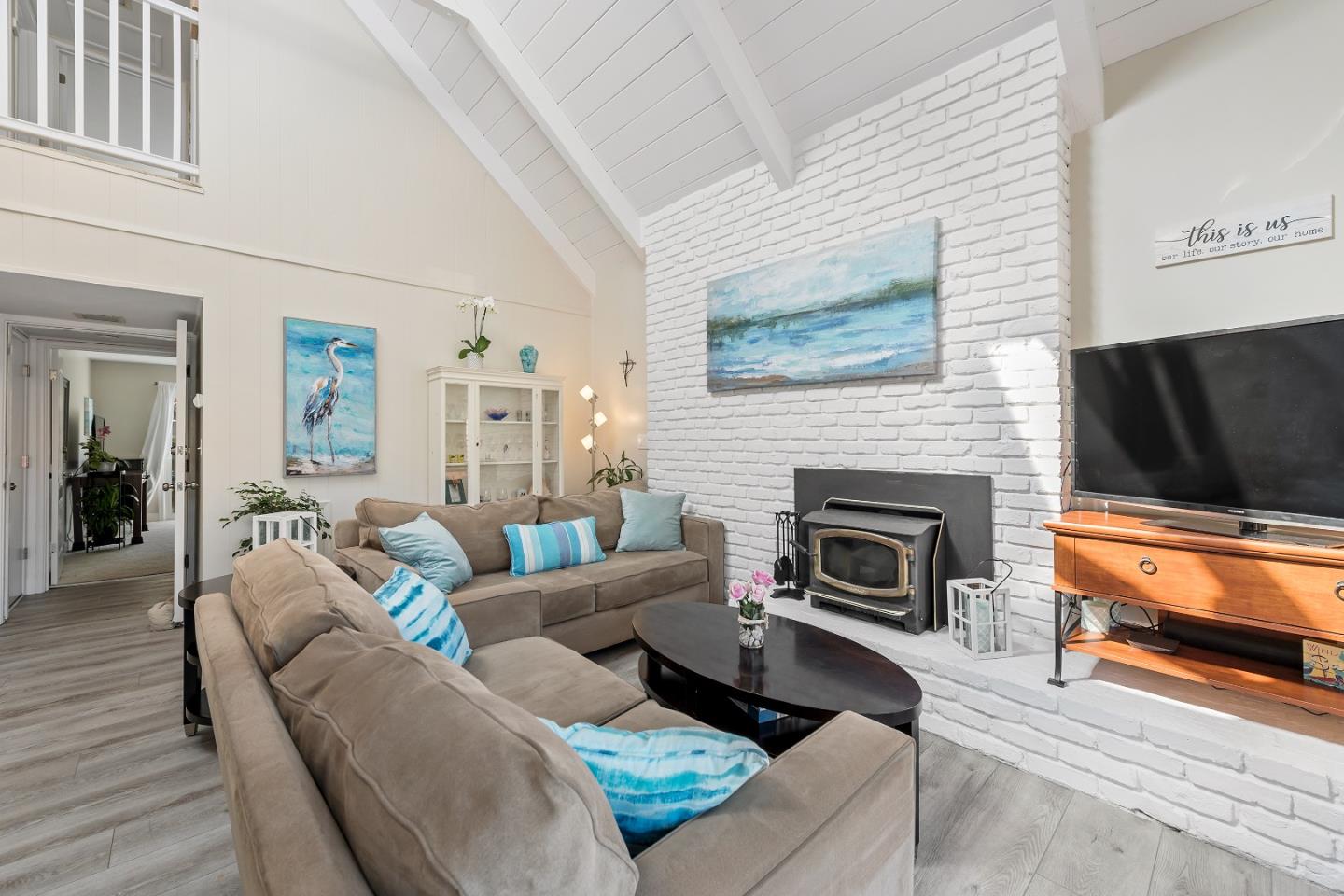 116 Hainline Road Aptos, CA 95003 - Photo 6 of 31 Gallery Image 6