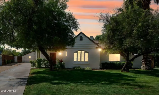 $995,000 | 1614 Palmcroft Way Southeast, Phoenix, AZ 85007