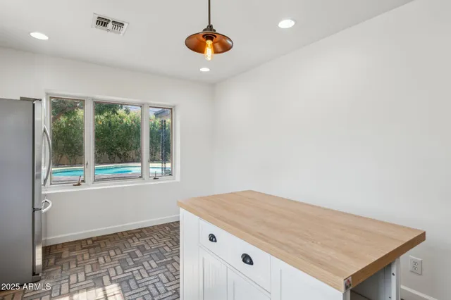 $995,000 | 1614 Palmcroft Way Southeast, Phoenix, AZ 85007