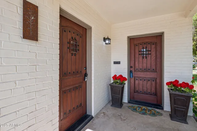 $995,000 | 1614 Palmcroft Way Southeast, Phoenix, AZ 85007