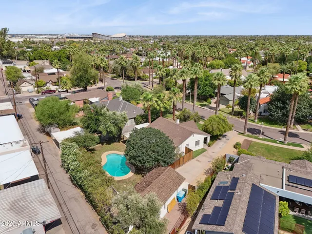 $995,000 | 1614 Palmcroft Way Southeast, Phoenix, AZ 85007