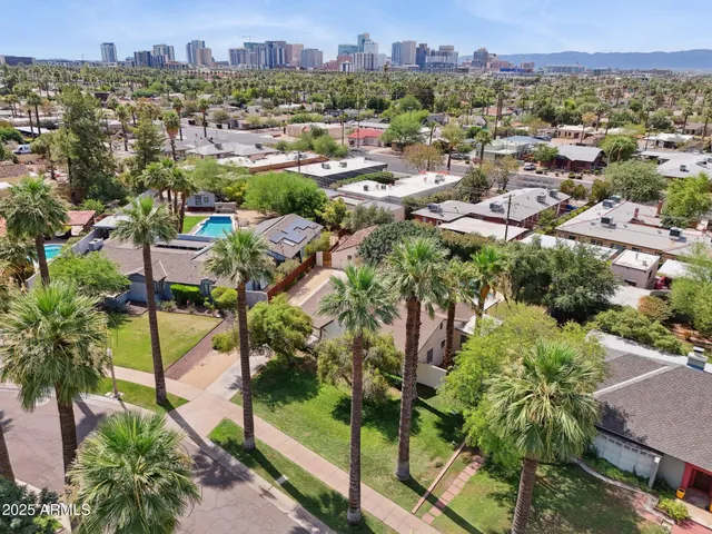 $995,000 | 1614 Palmcroft Way Southeast, Phoenix, AZ 85007