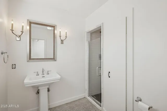 $995,000 | 1614 Palmcroft Way Southeast, Phoenix, AZ 85007