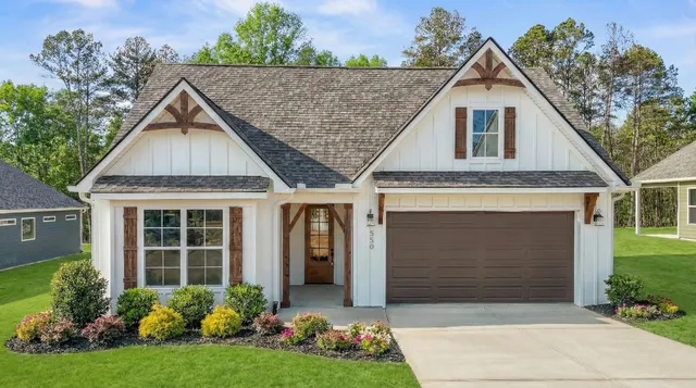 $399,900 | 550 Nature Trail, Soddy Daisy, TN 37379