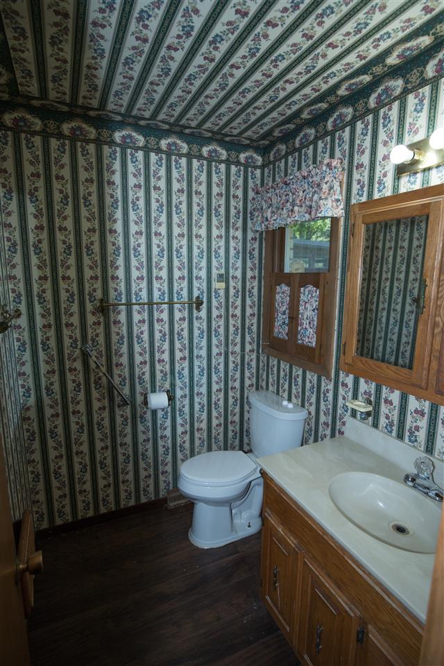 12223 Love Road Roscoe, IL 61073 - Photo 18 of 25 Gallery Image 18
