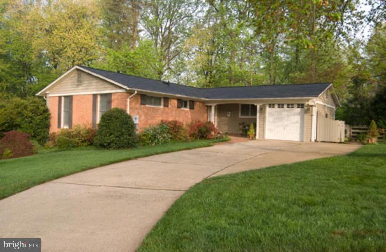 5358 Guinea Road Fairfax, VA 22032 - Photo 1 of 25 Exterior showing garage and parking pad