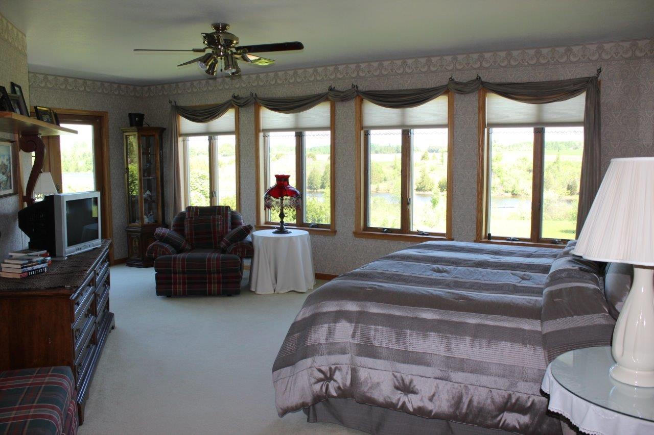 4215 Orchard Beach Road Cheboygan, MI 49721 - Photo 14 of 27 Gallery Image 14