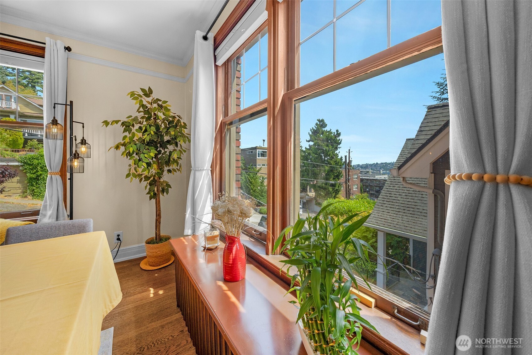 405 Prospect Street, Unit 102 Seattle, WA 98109 - Photo 18 of 40
