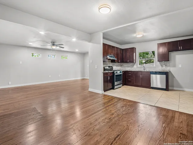 $1,650 | 407 Sharon Drive, San Antonio, TX 78216