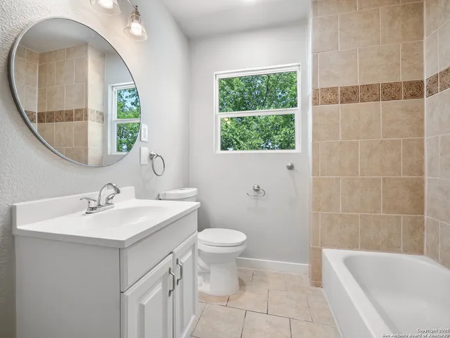 $1,650 | 407 Sharon Drive, San Antonio, TX 78216