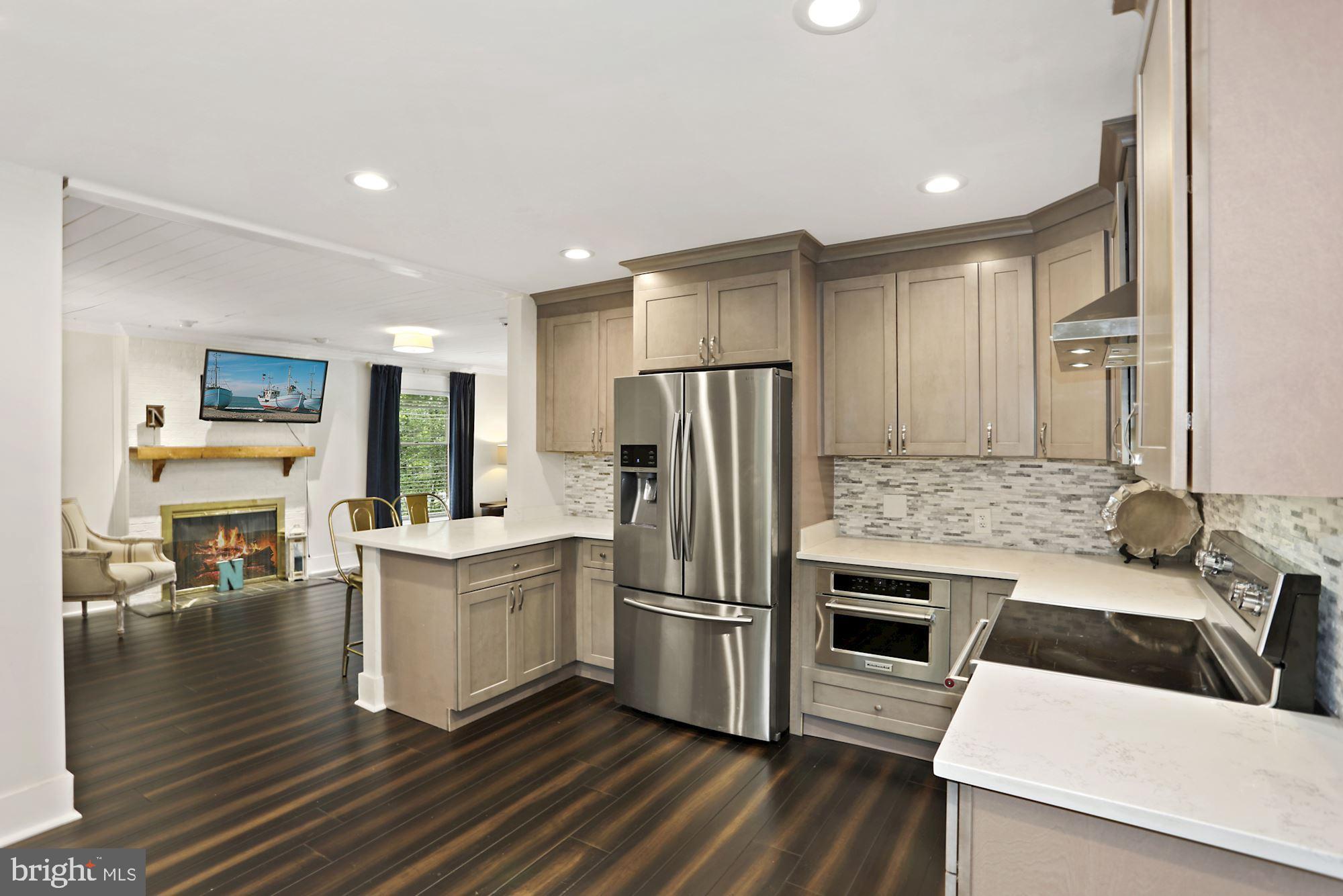 10803 Cross School Road Reston, VA 20191 - Photo 15 of 37