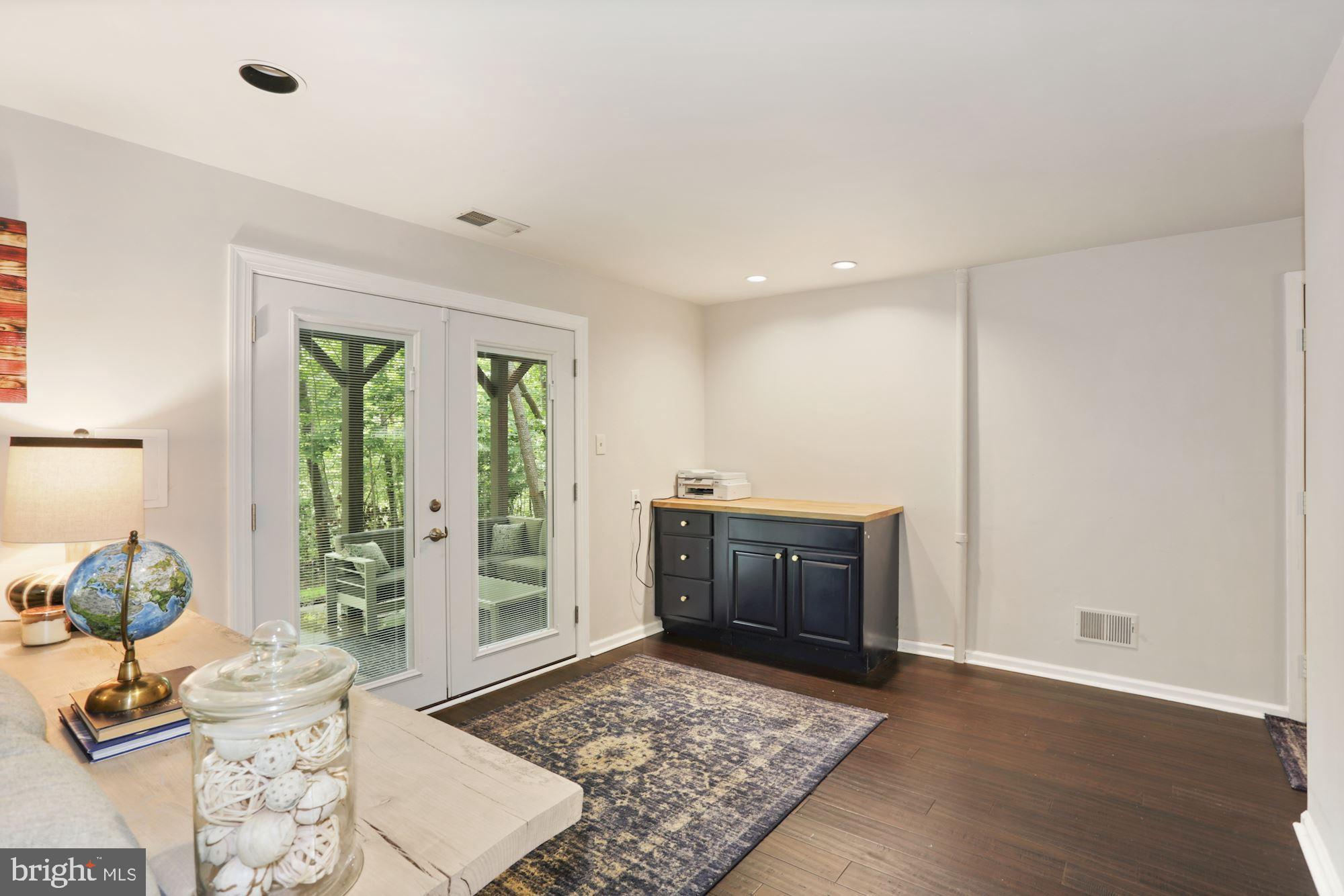 10803 Cross School Road Reston, VA 20191 - Photo 27 of 37