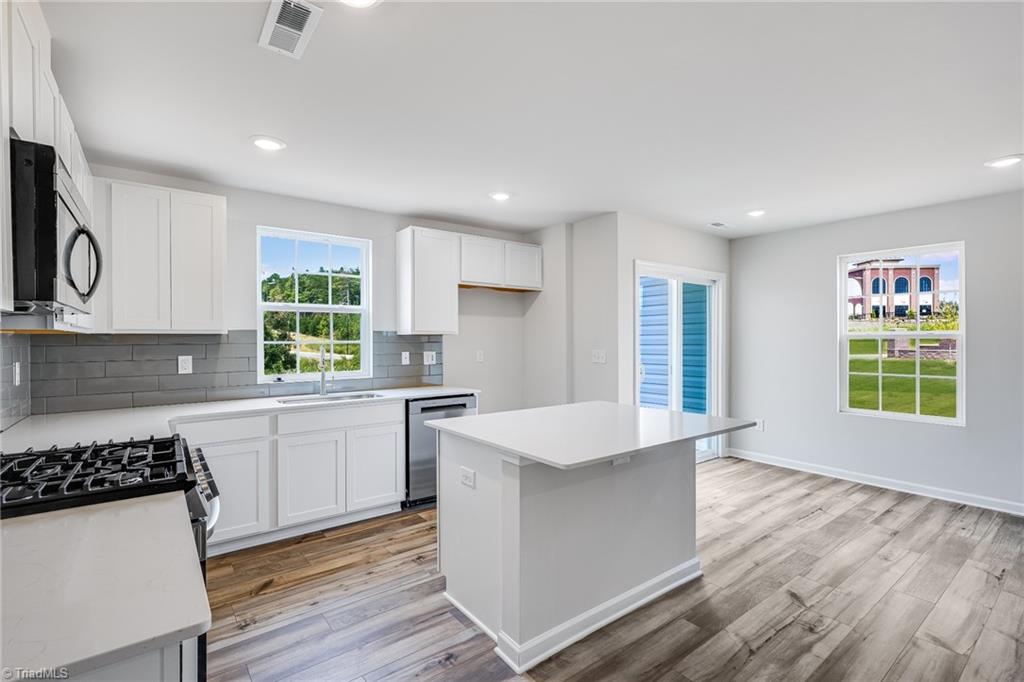 172 Plumtree Court King, NC 27021 - Photo 12 of 30