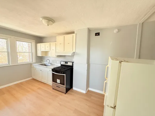 $349,988 | 20 Ferry Street, Unit B, Everett, MA 02149