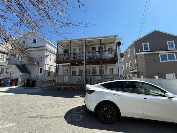 $349,988 | 20 Ferry Street, Unit B, Everett, MA 02149