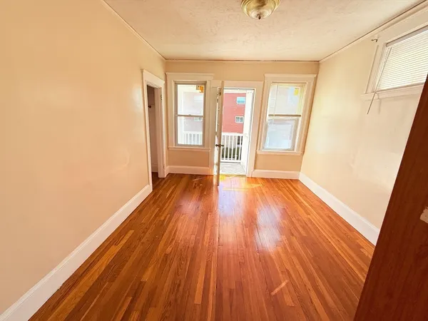 $349,988 | 20 Ferry Street, Unit B, Everett, MA 02149
